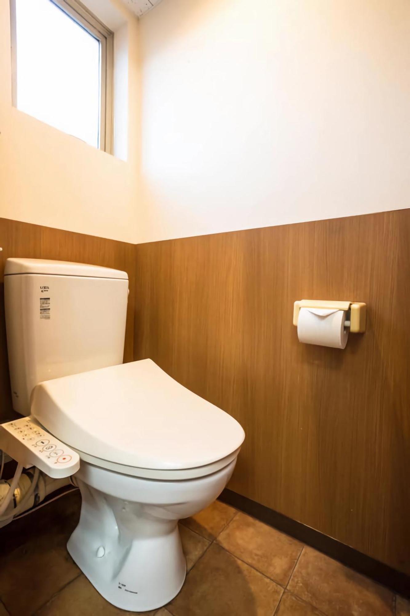 Hostel Chillax Osaka Exterior photo
