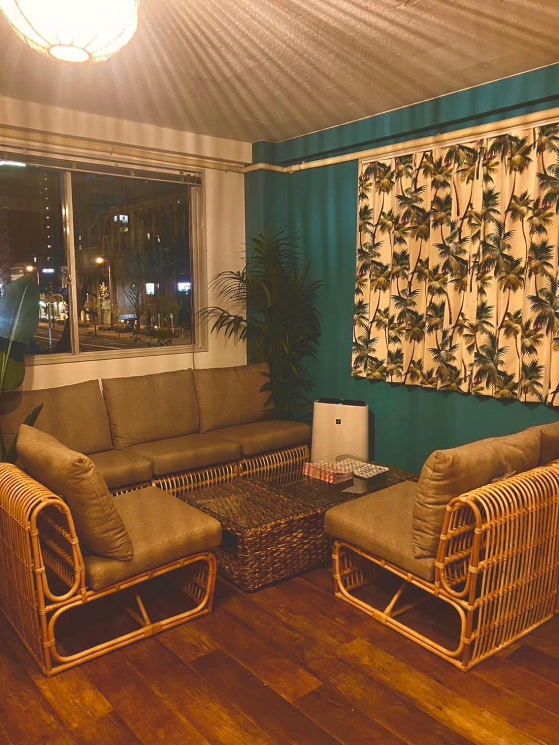 Hostel Chillax Osaka Exterior photo